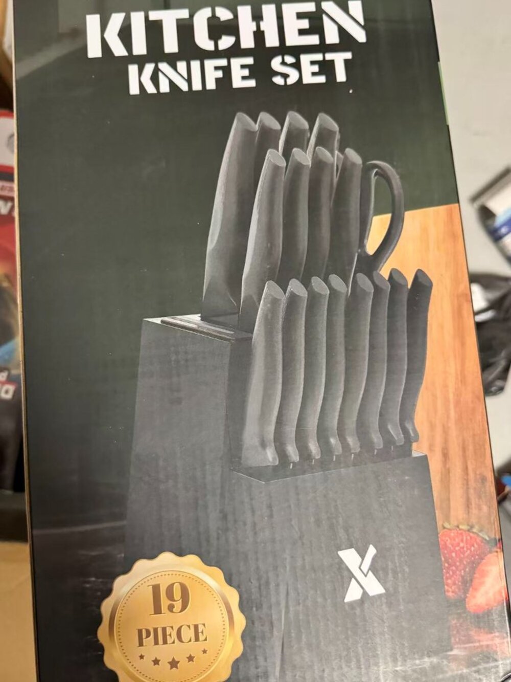 New in box 19-Piece Black Kitchen Knife Set with Block & Built-in Sharpener
